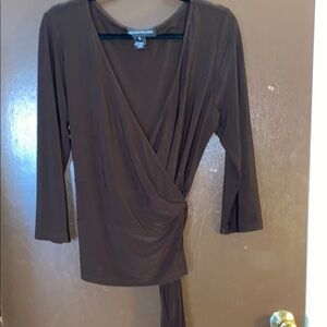 💋 Women’s jones New York  Brown Wrap Top
